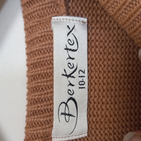 Berkeley Sweater - Picture 2 of 6